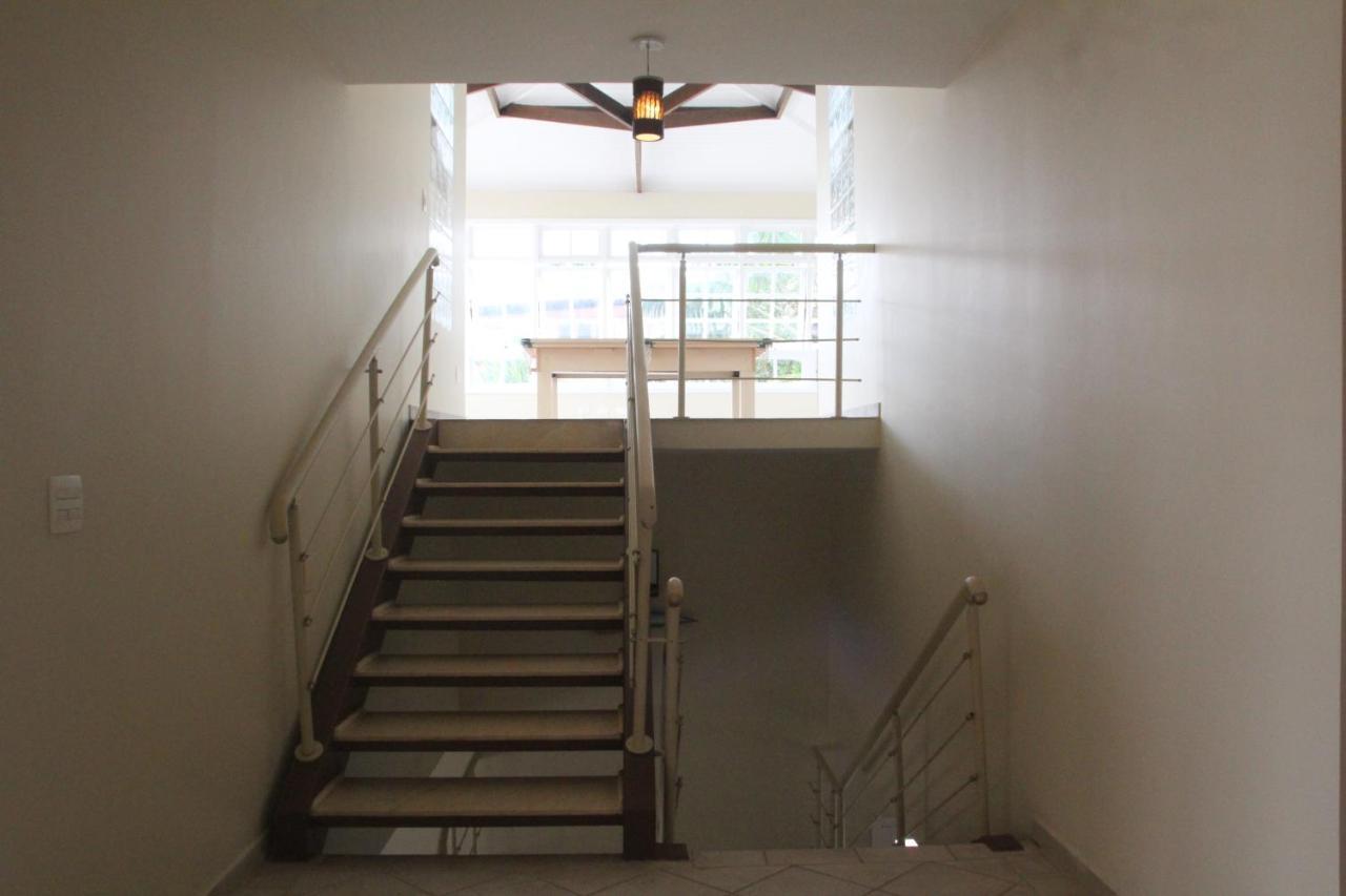 Casa Em Condominio, Pe Na Areia, Praia Guaratuba Бертиога Екстериор снимка